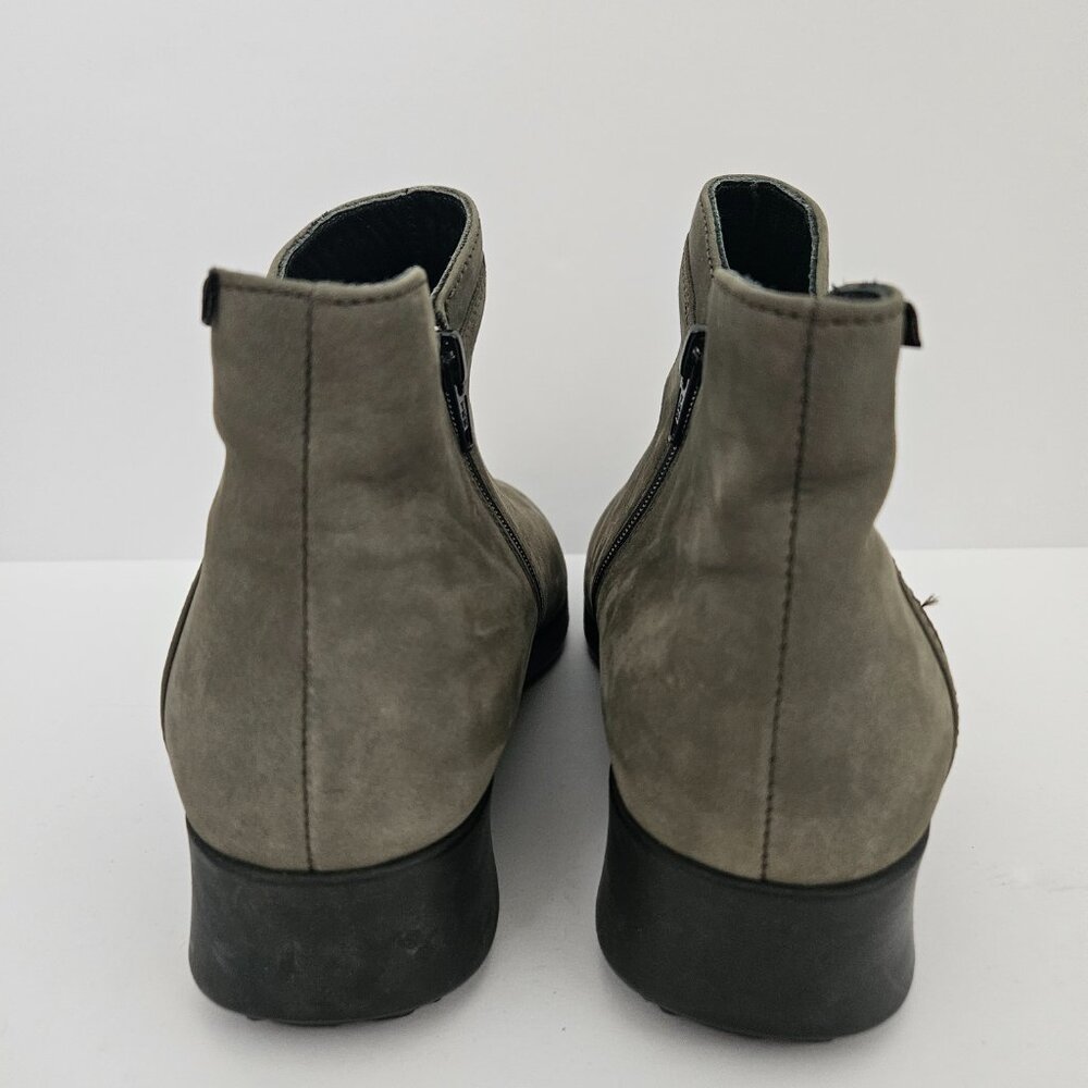 Mephisto Margaux Khaki Green Suede Wedge Ankle Boots Zip Booties Size 6 - Picture 9 of 15